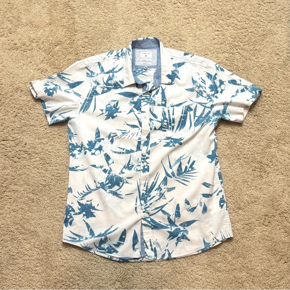 Quiksilver Blue and White Casual Button Down Shirt (LARGE)